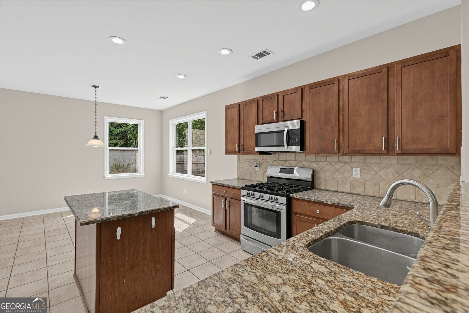 6380 Stonelake Drive Atlanta - Photo 9