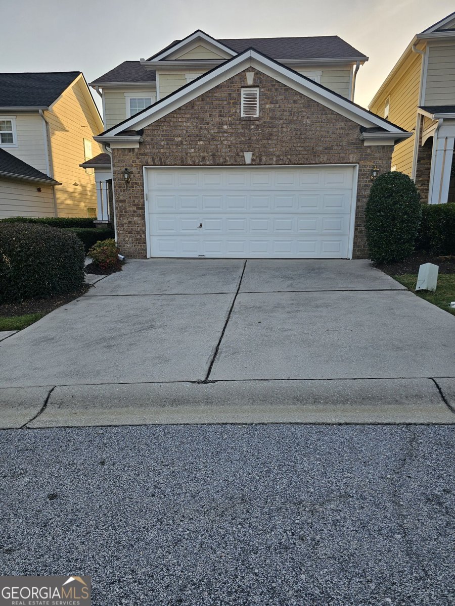 2404 Black Forest Drive Conyers - main photo