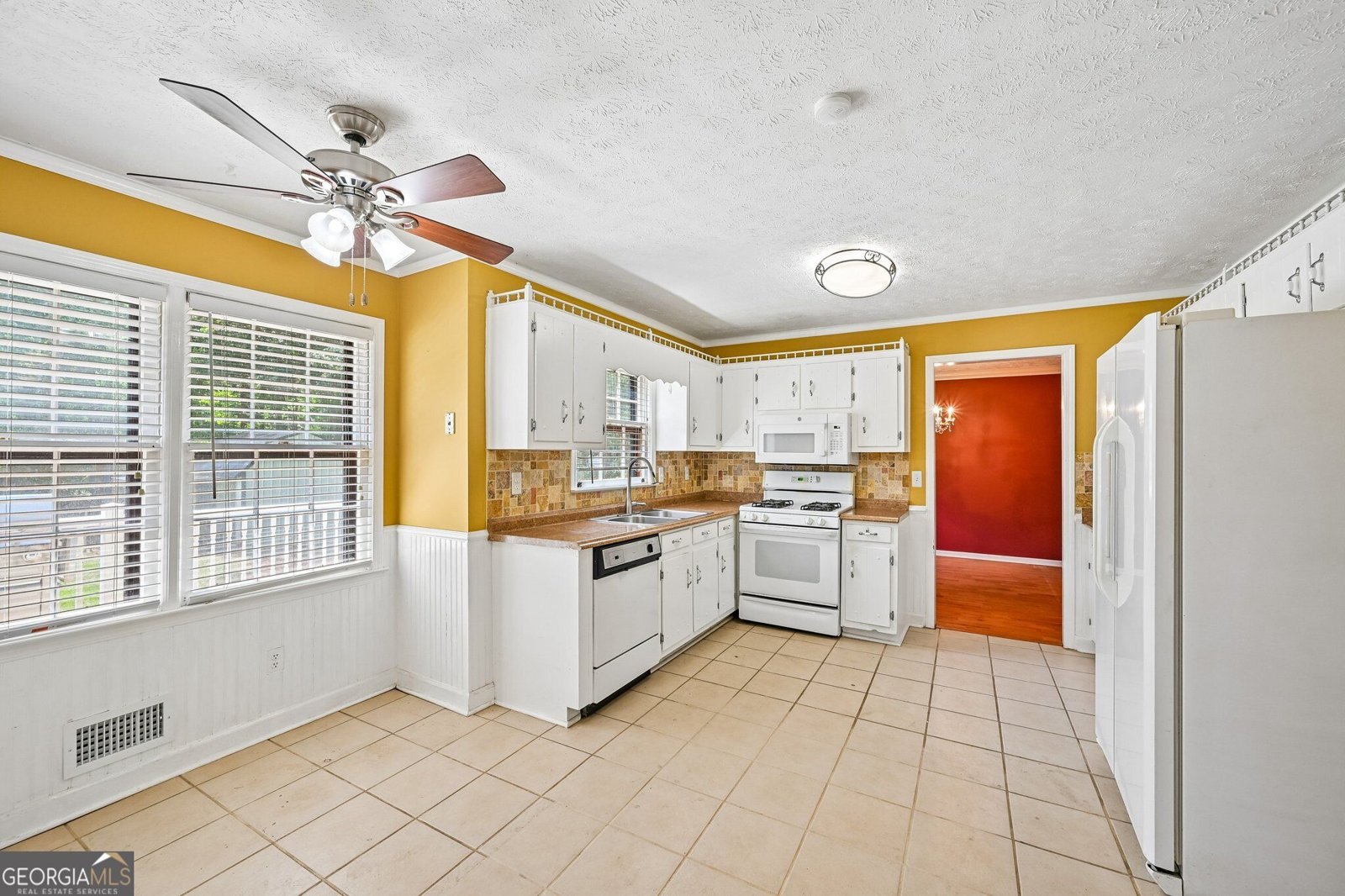 6092 Lakeshore Drive Mableton - Photo 8