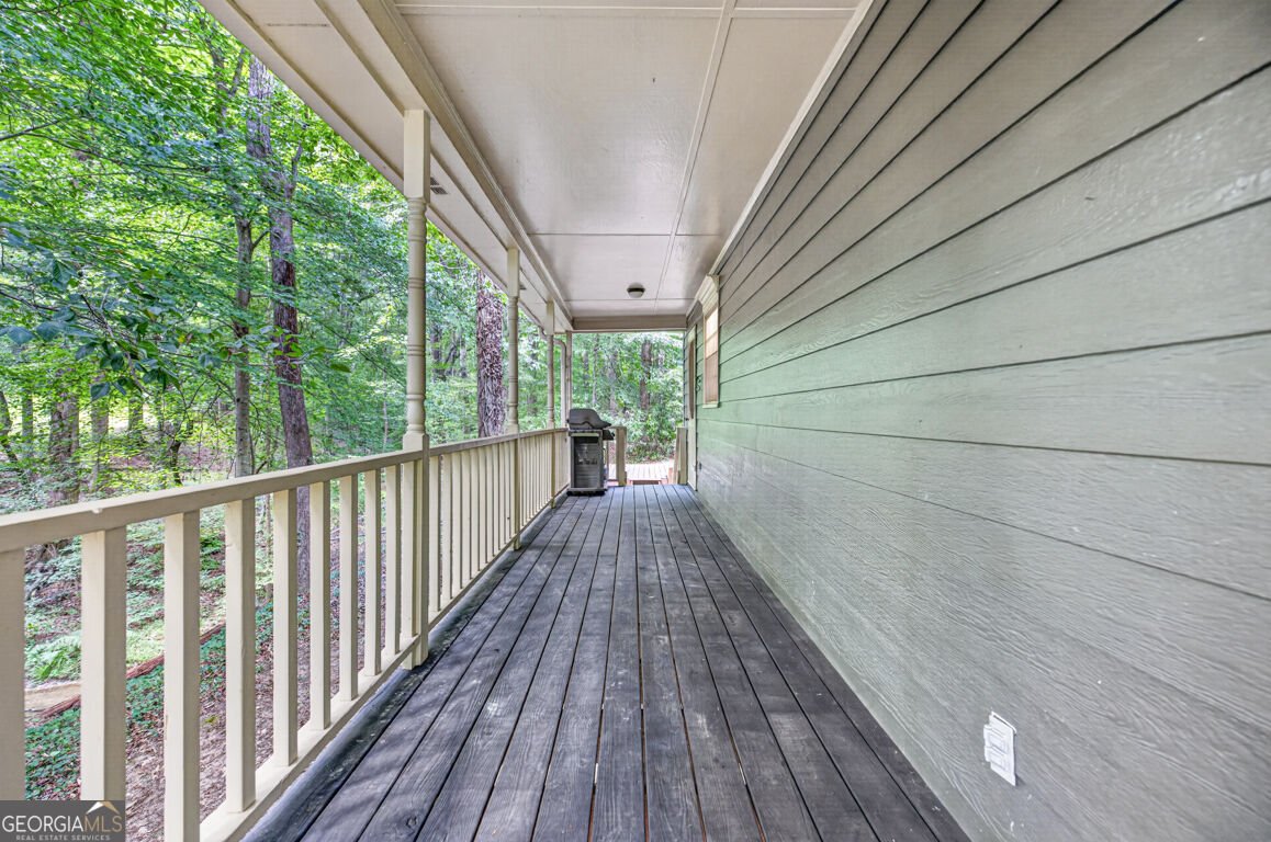 4276 Logans Court Loganville - Photo 9