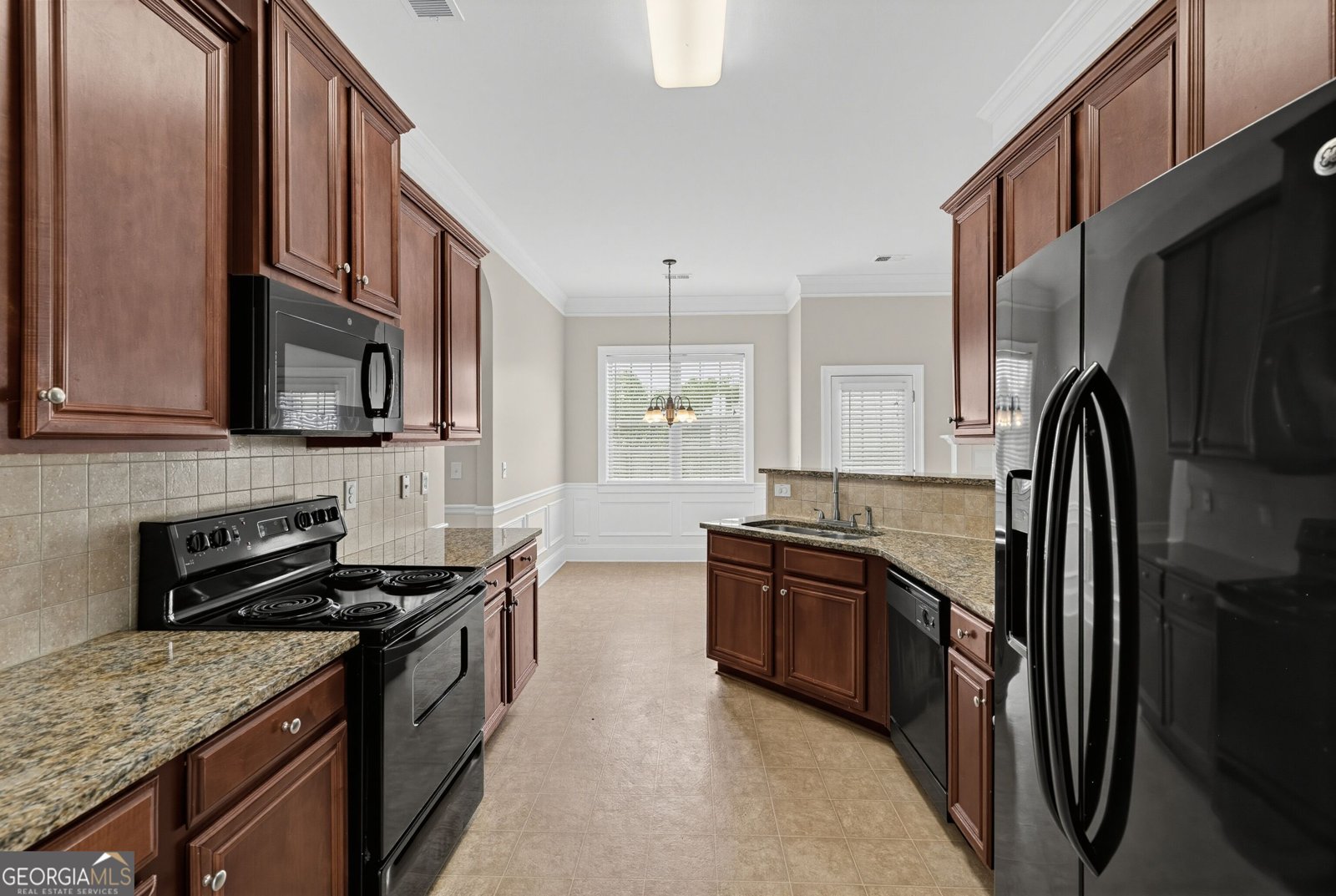 217 Saintvry Path Atlanta - Photo 13