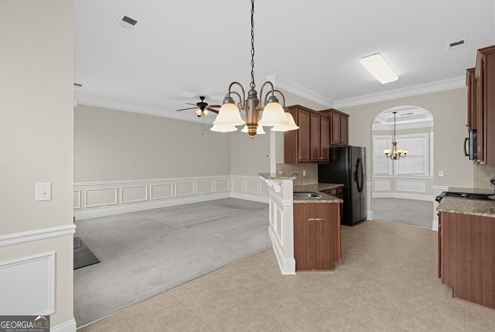 217 Saintvry Path Atlanta - Photo 9