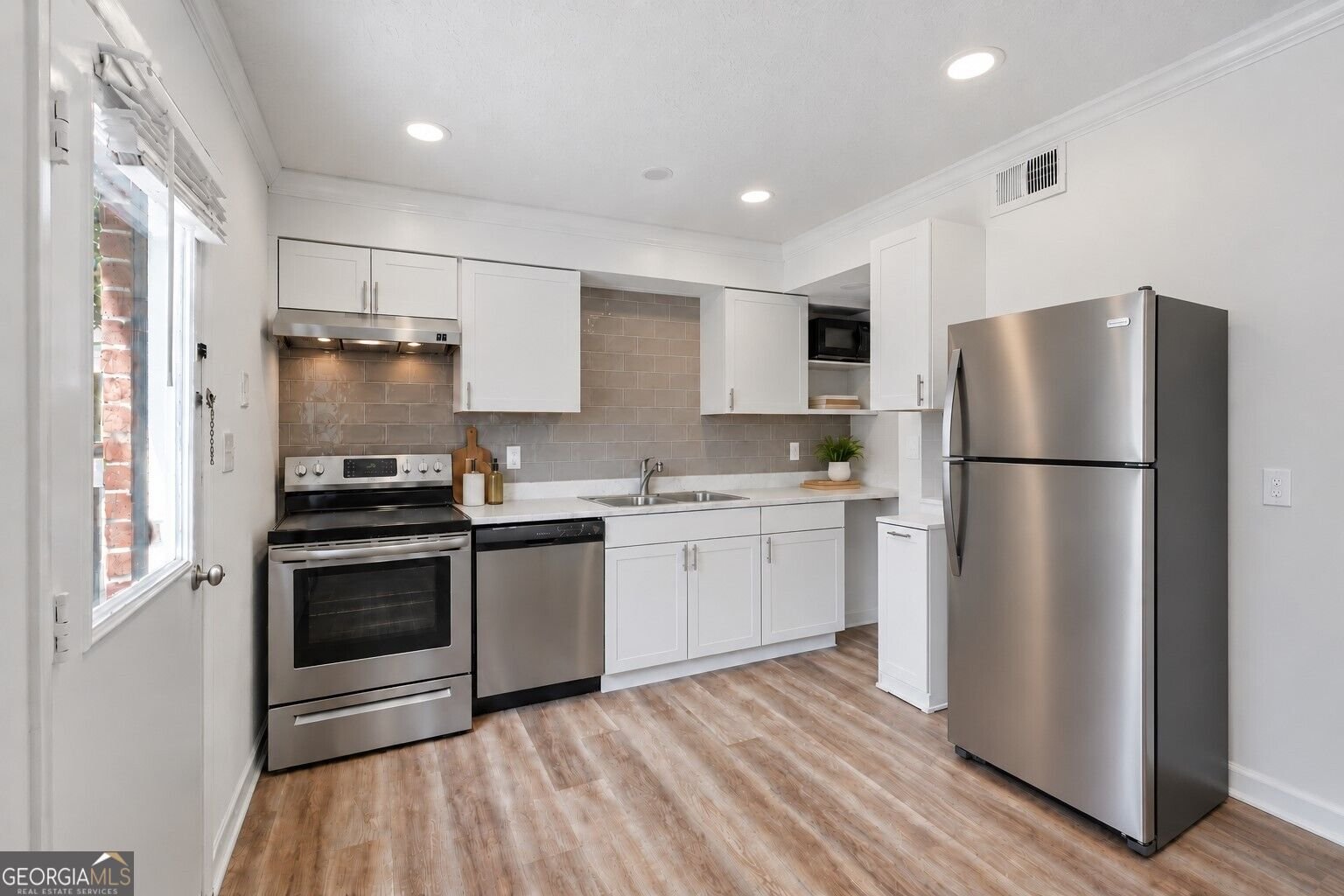 1235 Riverside Drive Gainesville - Photo 6