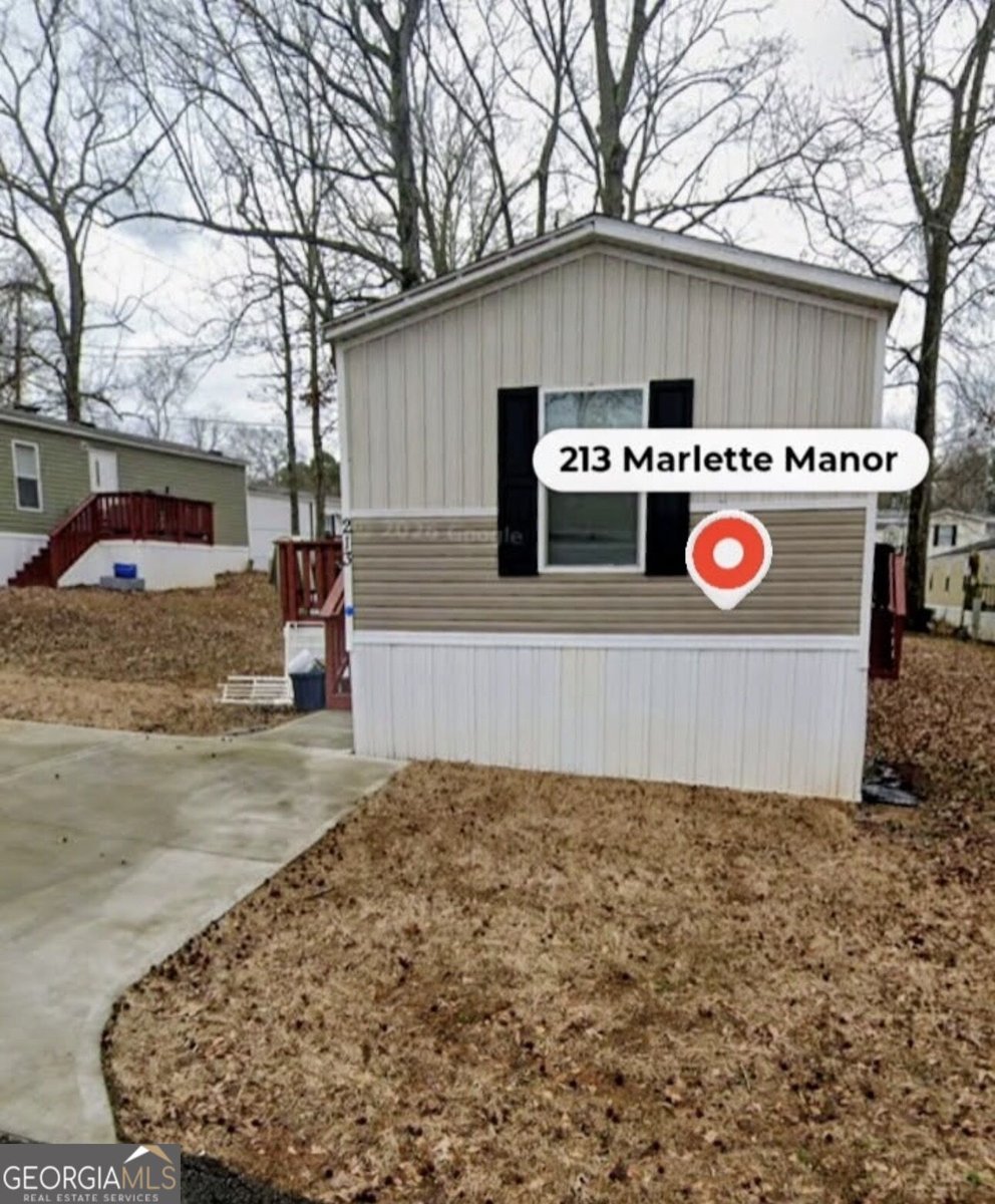 213 Marlette Manor Fayetteville - main photo
