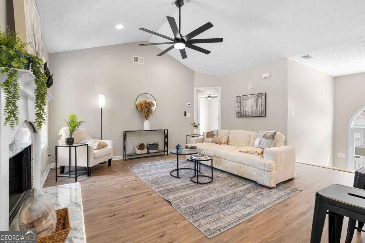 130 Fields Creek Way Covington - Photo 14