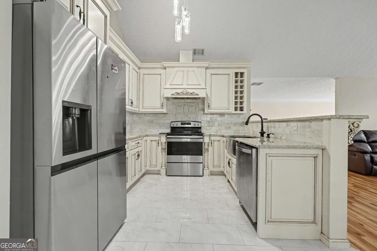 3159 Battlement Circle Loganville - Photo 9