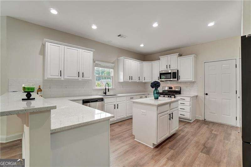 6027 Windfall Court Powder Springs - Photo 15