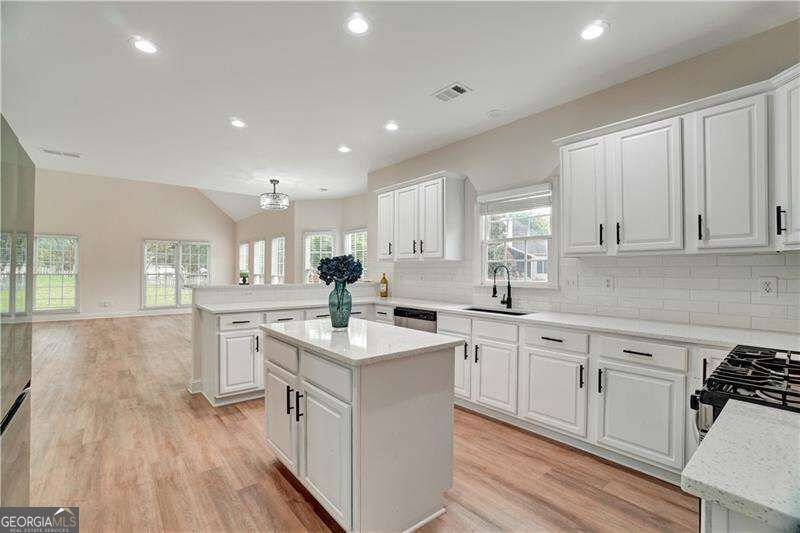6027 Windfall Court Powder Springs - Photo 16