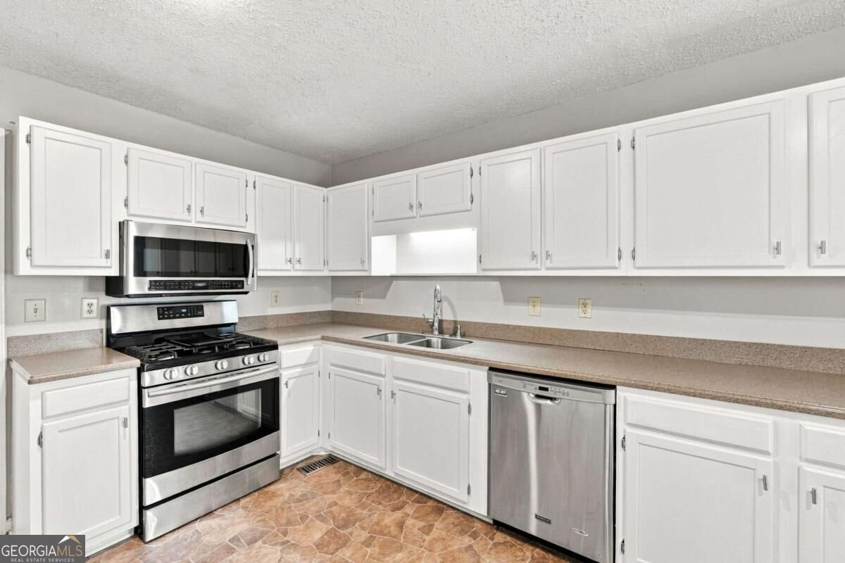 77 Wilshire Walk Douglasville - Photo 11