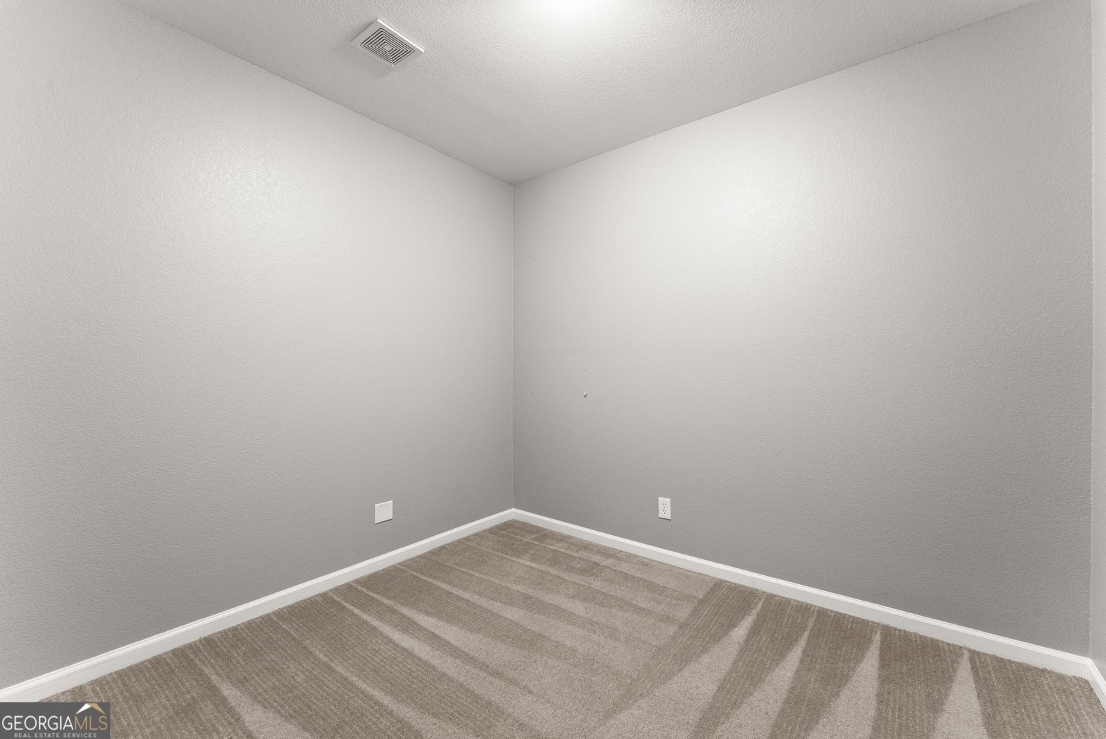 45 Holcomb Drive Cleveland - Photo 35