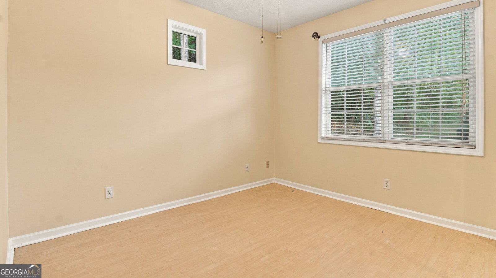 682 Bedford Court Woodstock - Photo 13