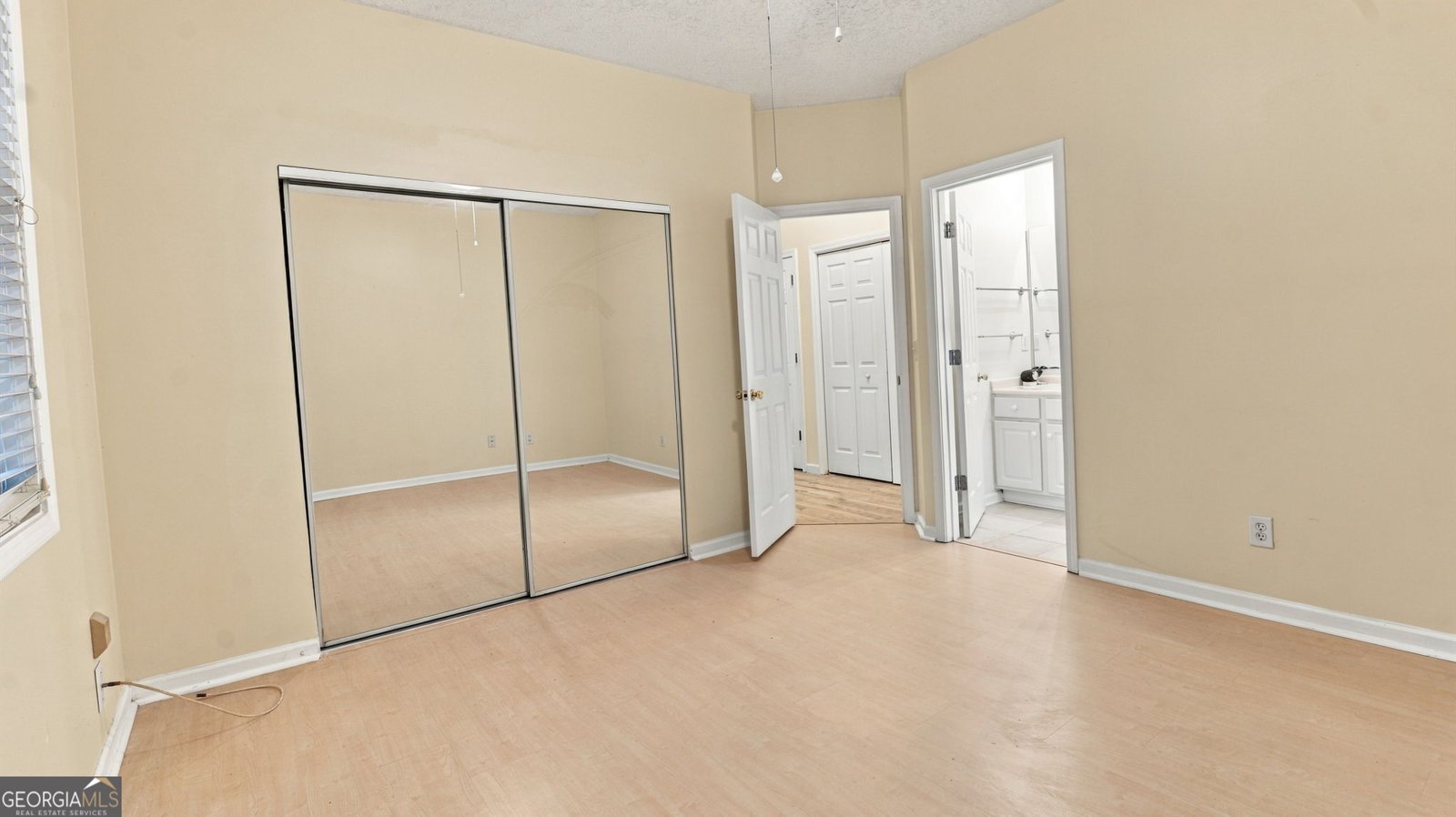 682 Bedford Court Woodstock - Photo 19