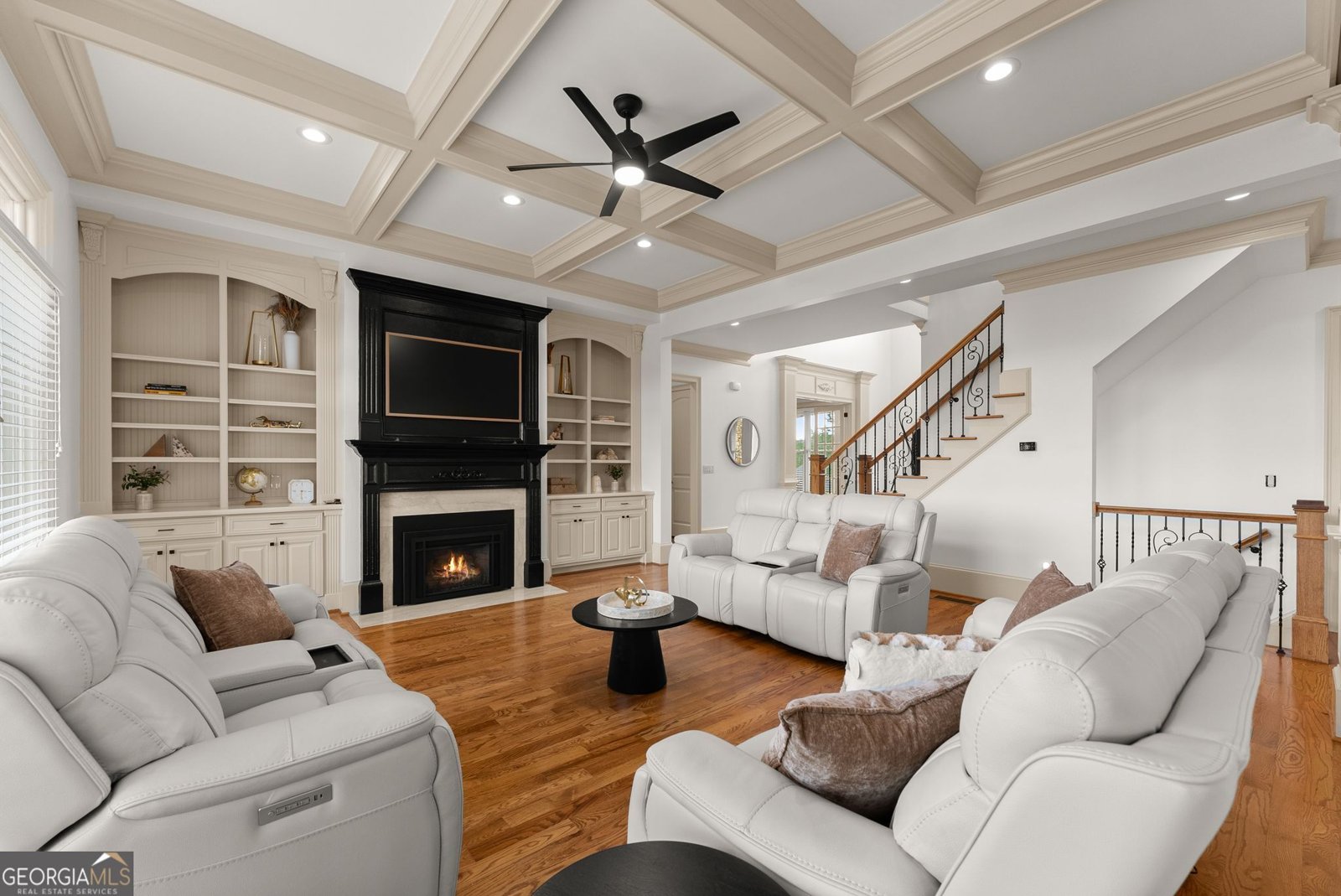 4645 Manor Drive Gainesville - Photo 12