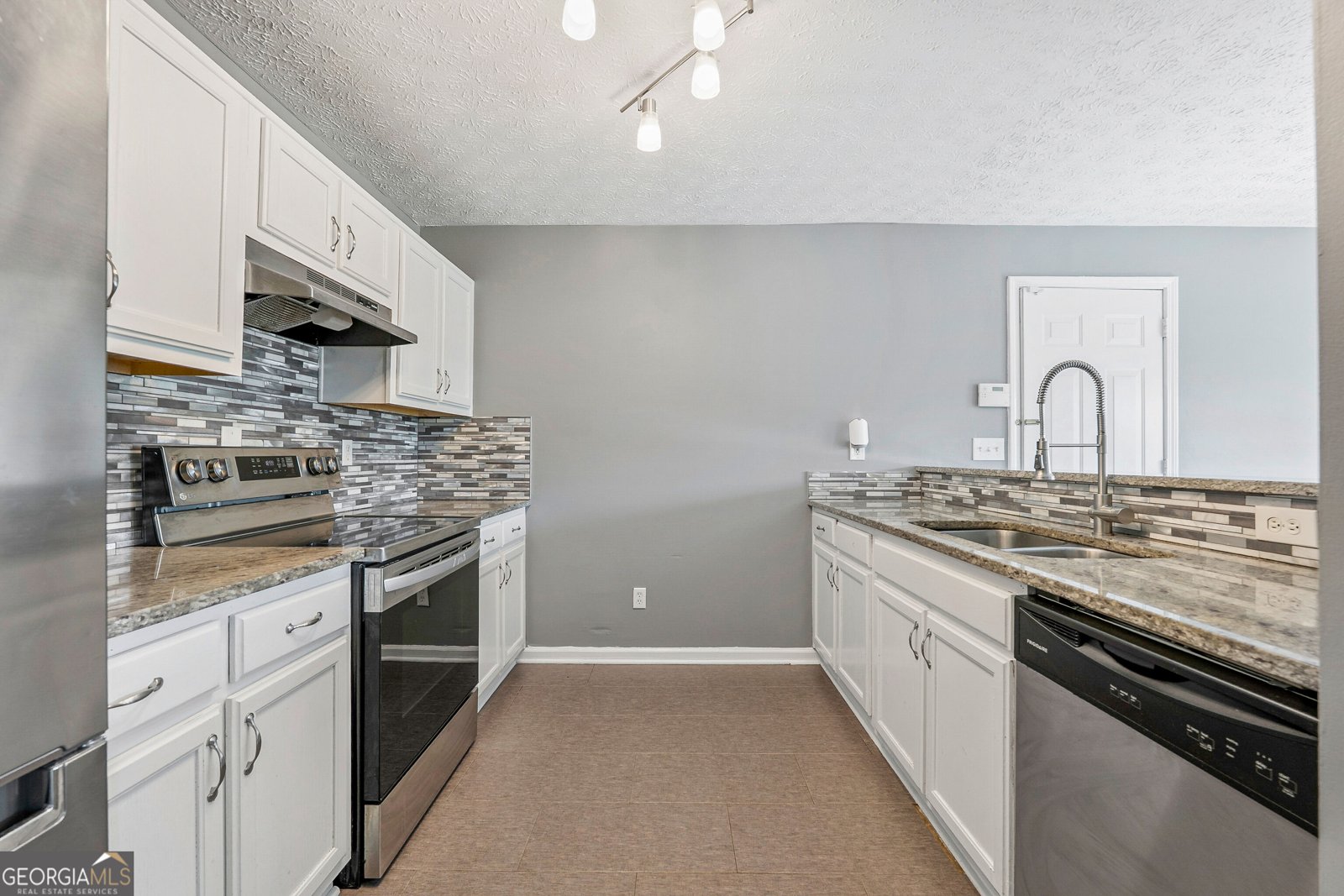 247 Marsh Glen Drive Jonesboro - Photo 11
