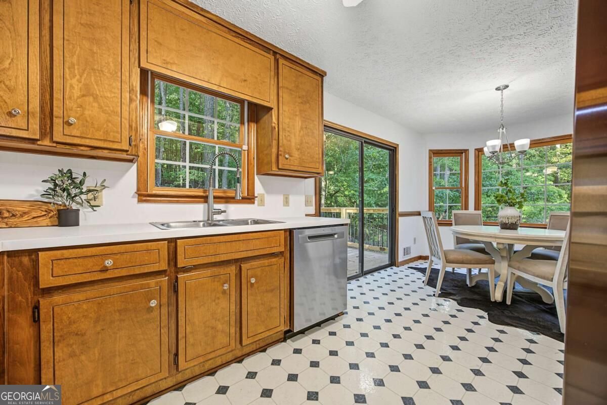 1955 Mountain Trace Canton - Photo 7