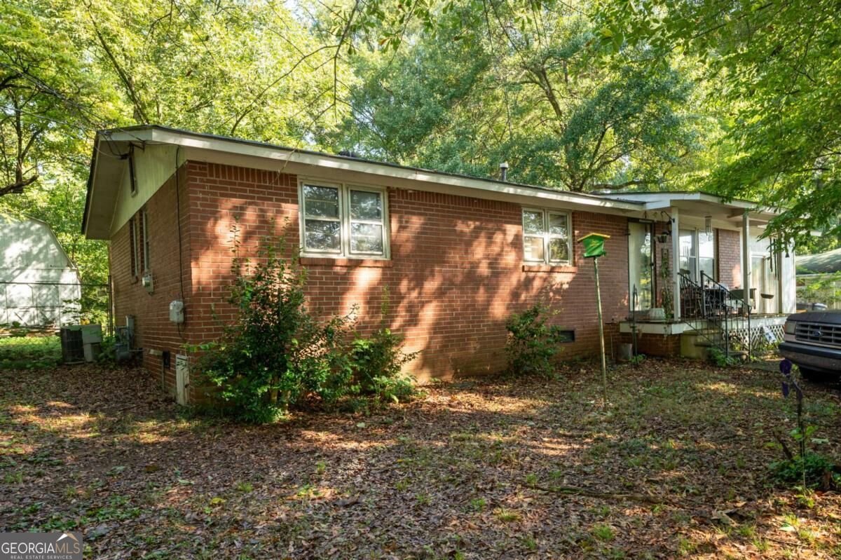 1039 Worley Drive Marietta - main photo