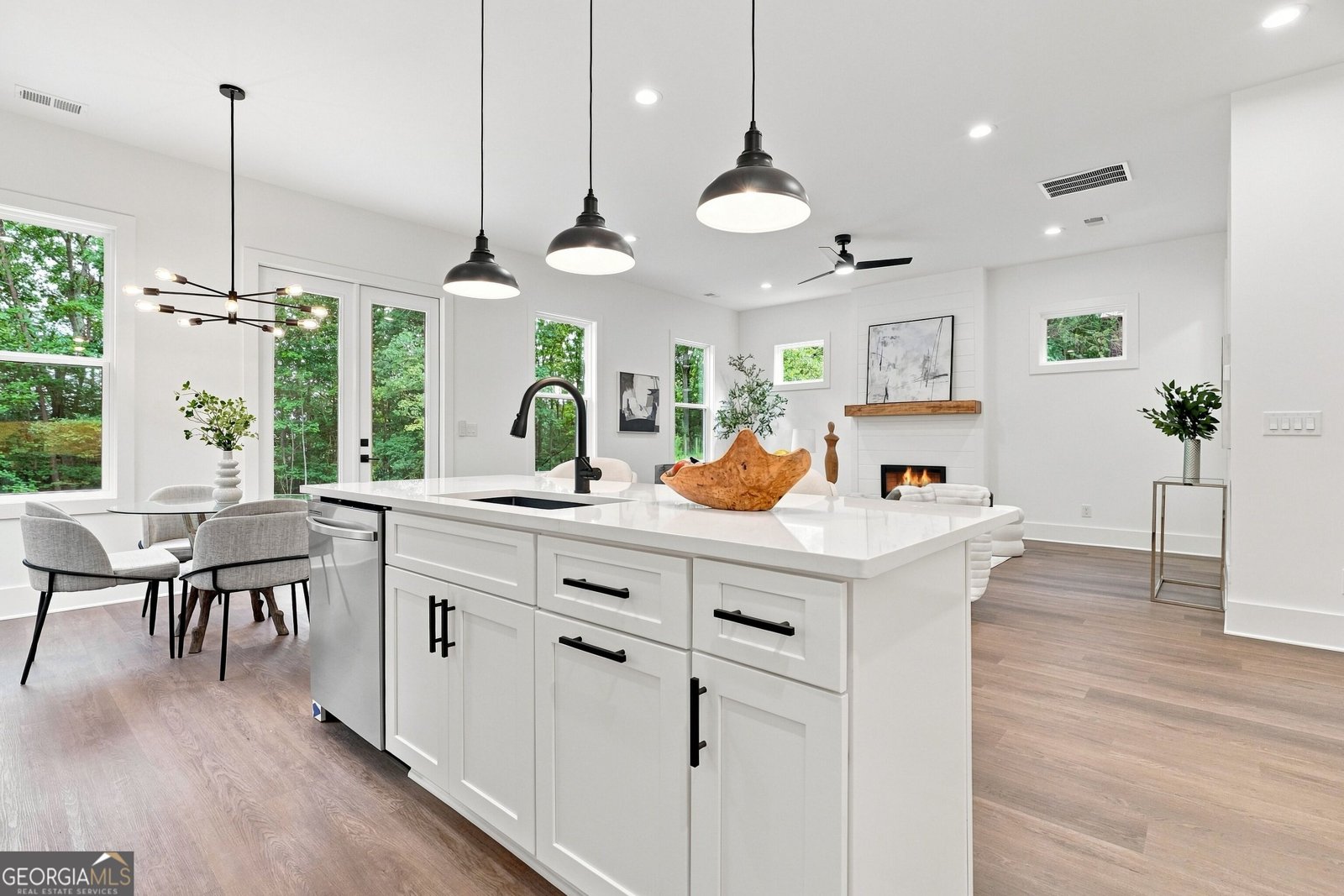 6156 Grant Ford Road Gainesville - Photo 14