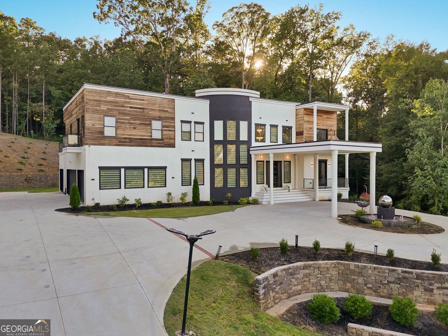 1612 Mountain Shadow Trail Stone Mountain - Photo 10