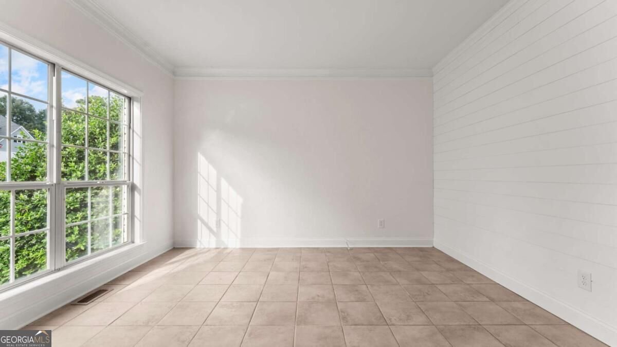 5665 Kennemore Drive Alpharetta - Photo 6
