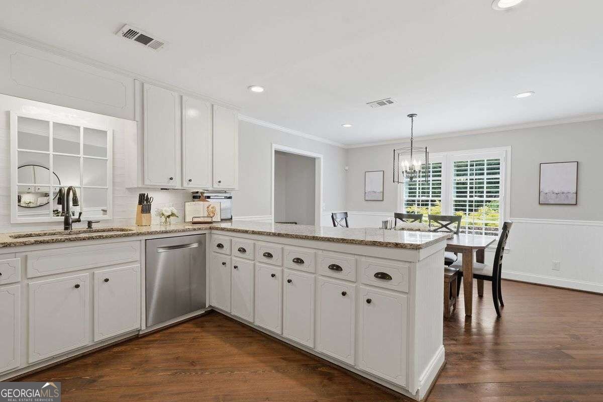 364 Holly Street Canton - Photo 13