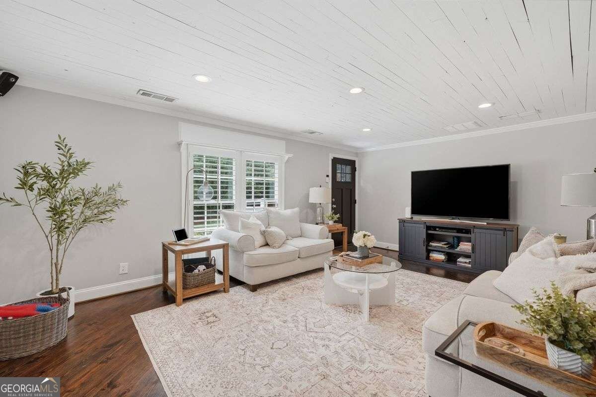 364 Holly Street Canton - Photo 7