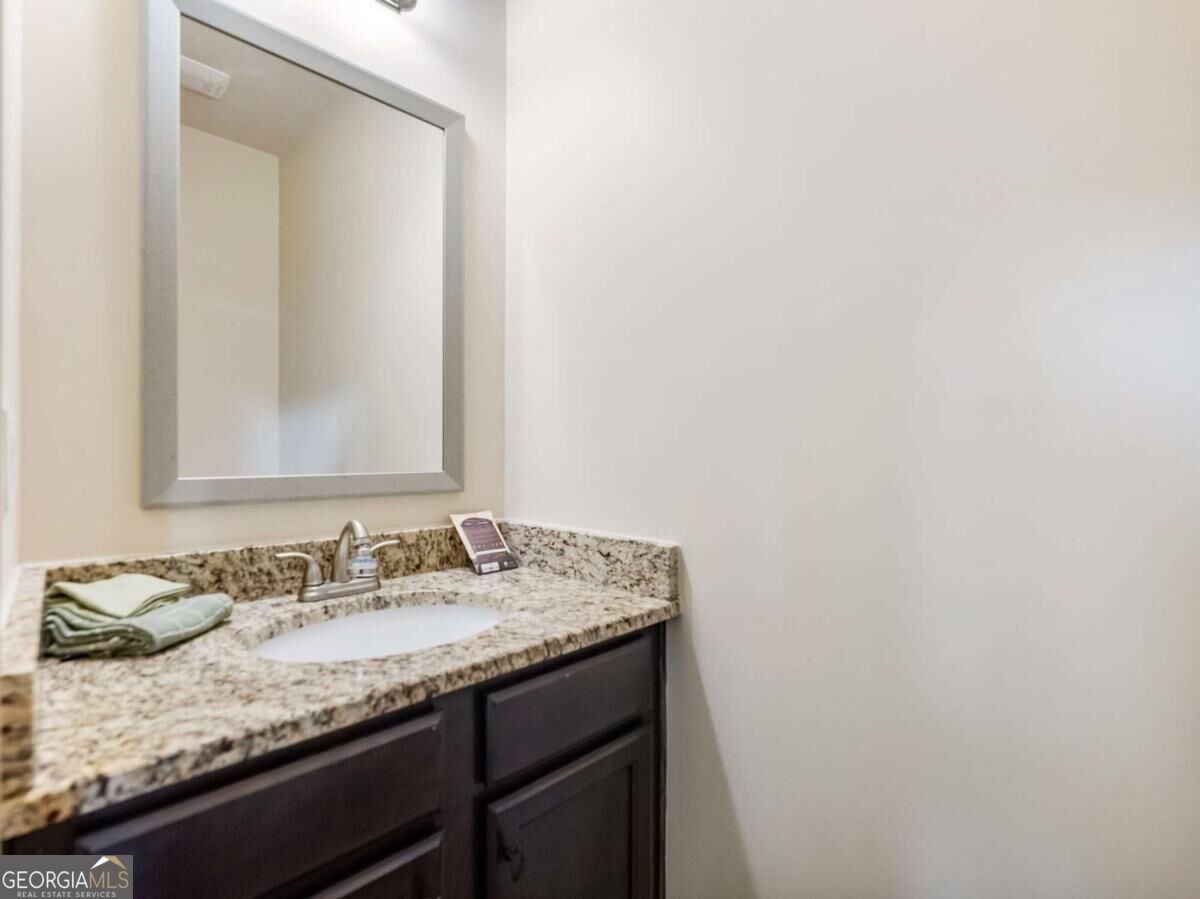 5915 Park Bay Court Flowery Branch - Photo 6