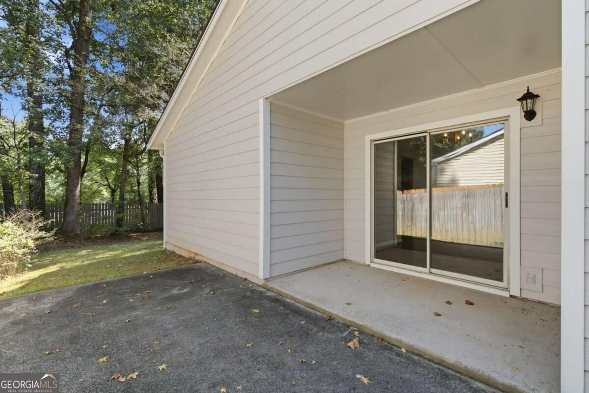 693 Brandlwood Way Lilburn - Photo 27