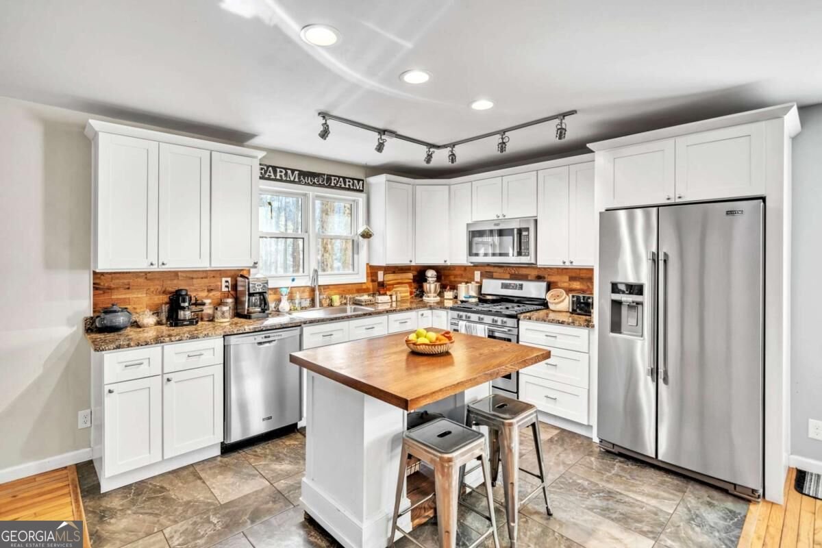 1250 Sutton Road Talking Rock - Photo 8
