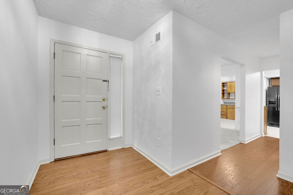 878 Lake Hollow Boulevard Marietta - Photo 9