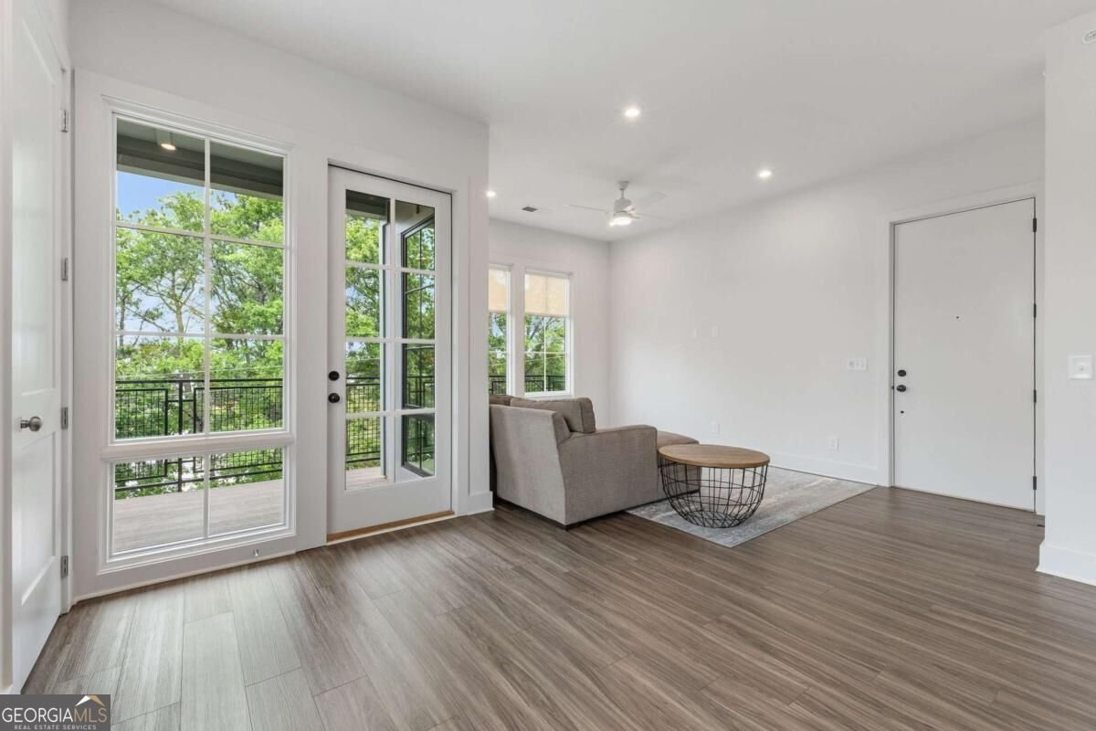 1290 Longreen Terrace NW Atlanta - Photo 9
