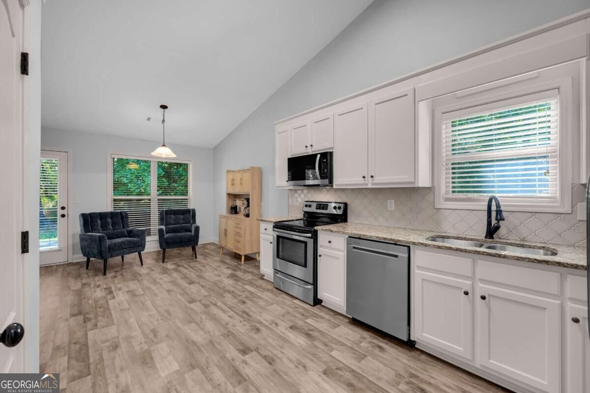 111 Buttercup Lane Bogart - Photo 18