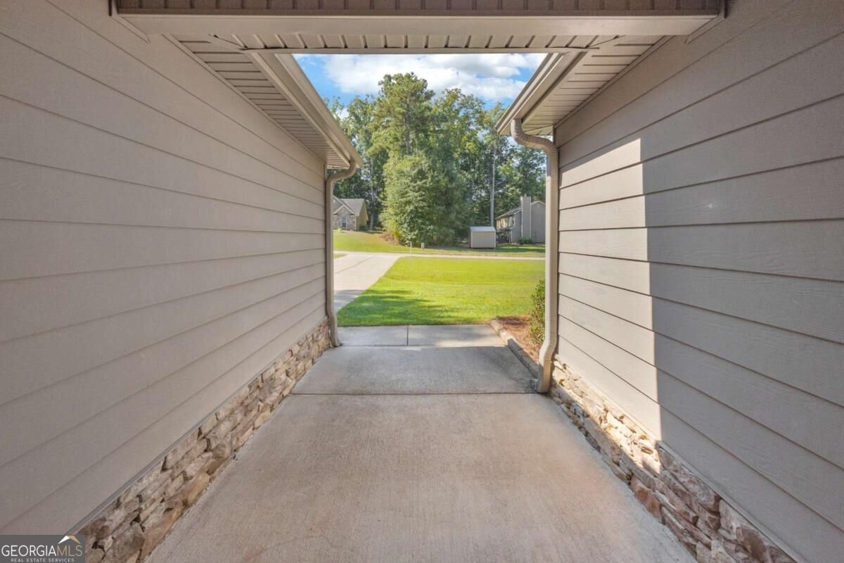 111 Buttercup Lane Bogart - Photo 6