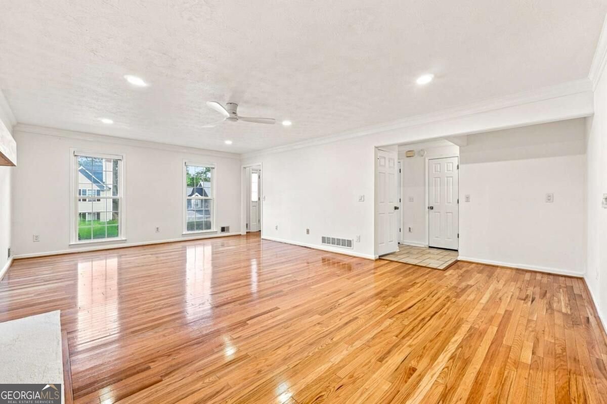 945 Meadowsong Circle Lawrenceville - Photo 9