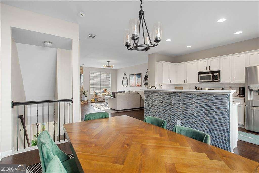 3796 Chattahoochee Summit Drive Atlanta - Photo 11