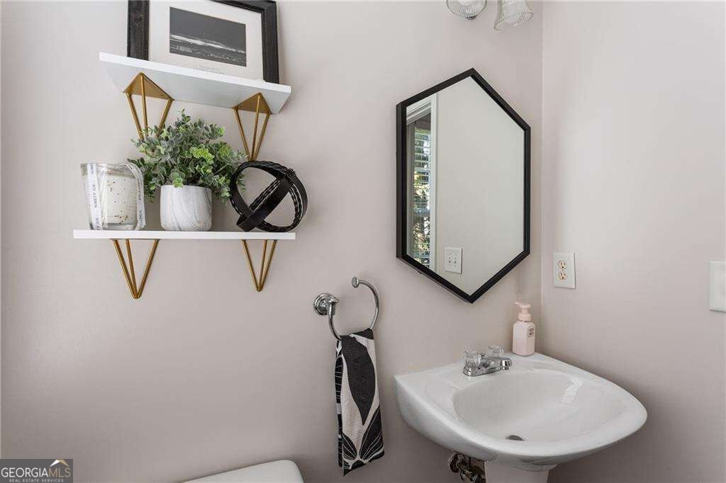 3796 Chattahoochee Summit Drive Atlanta - Photo 15