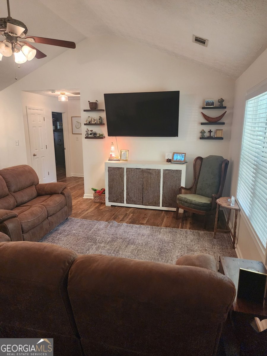 166 Fellowship Drive Barnesville - Photo 7