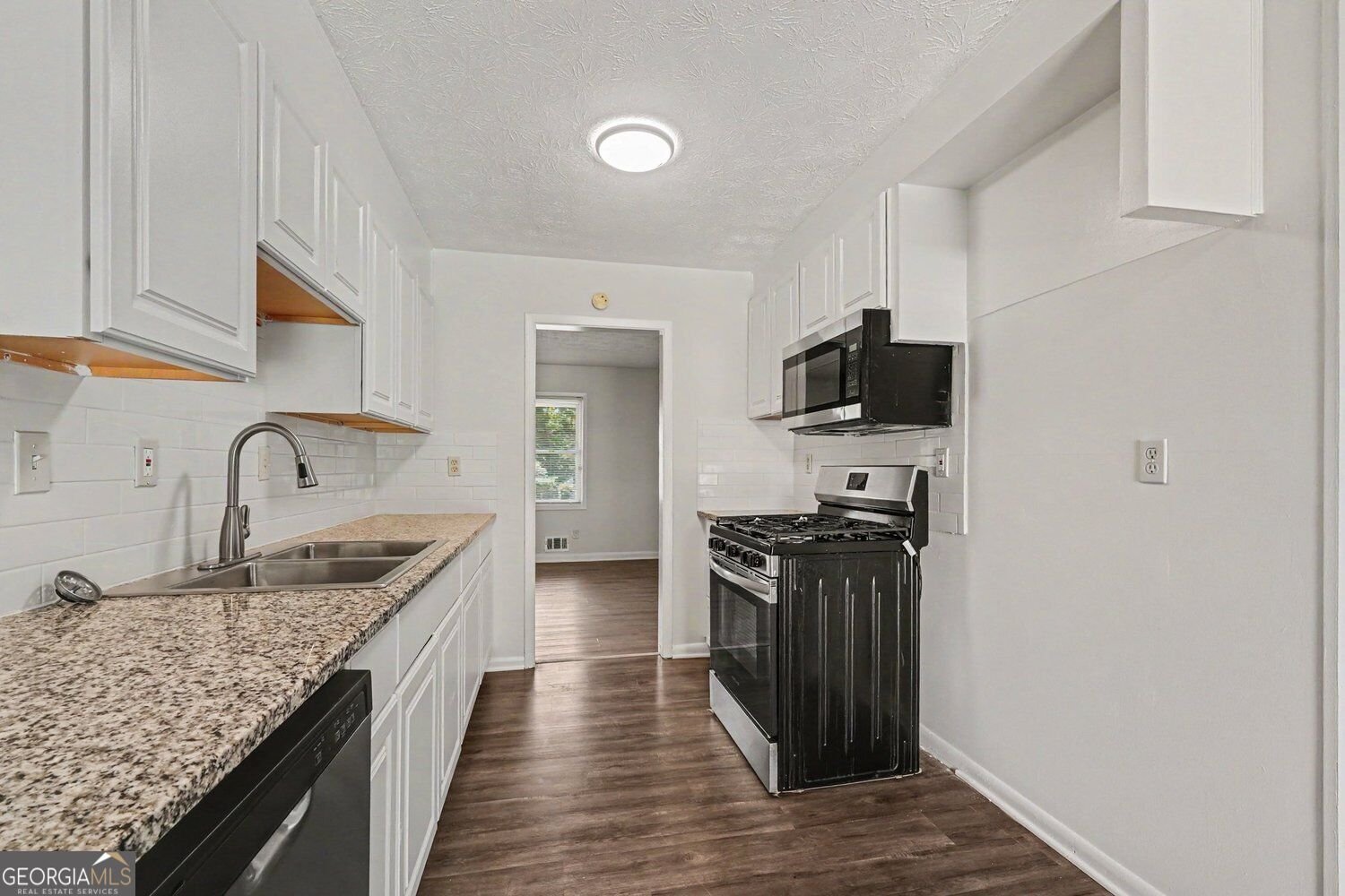 2195 Rochelle Way Atlanta - Photo 13