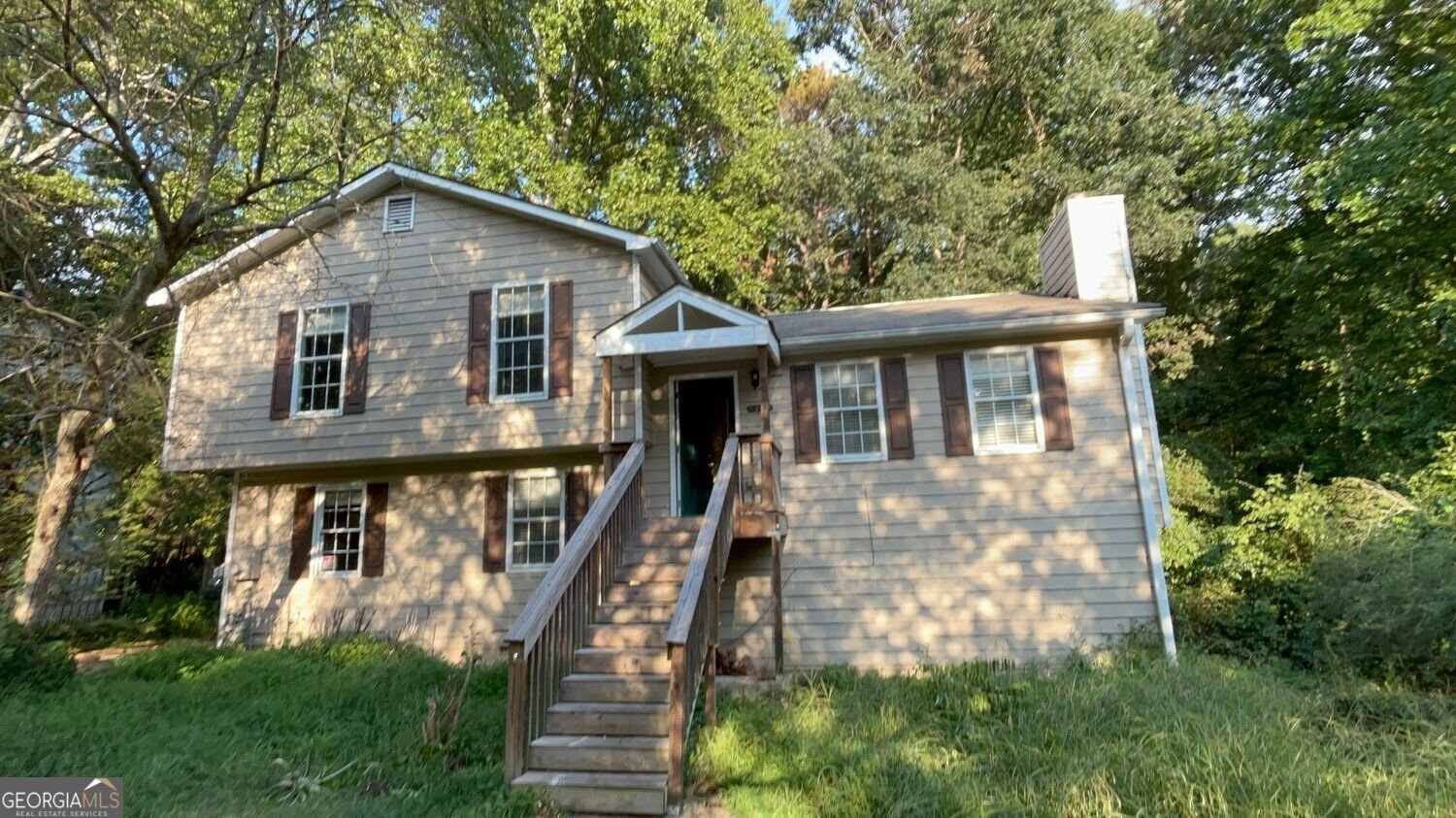 3221 Summer Wood Circle Snellville - main photo
