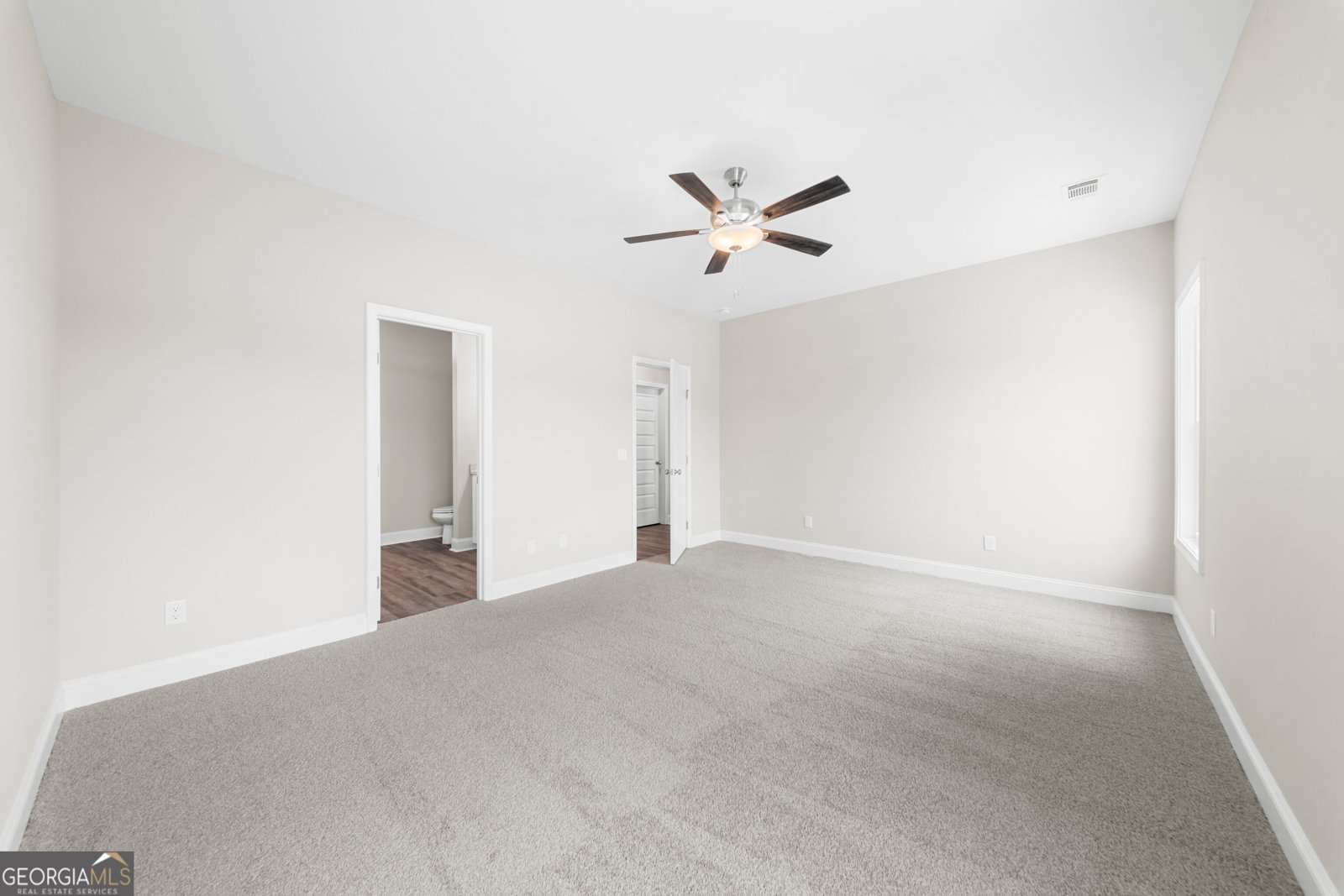664 Belfast Loop Ellabell - Photo 9