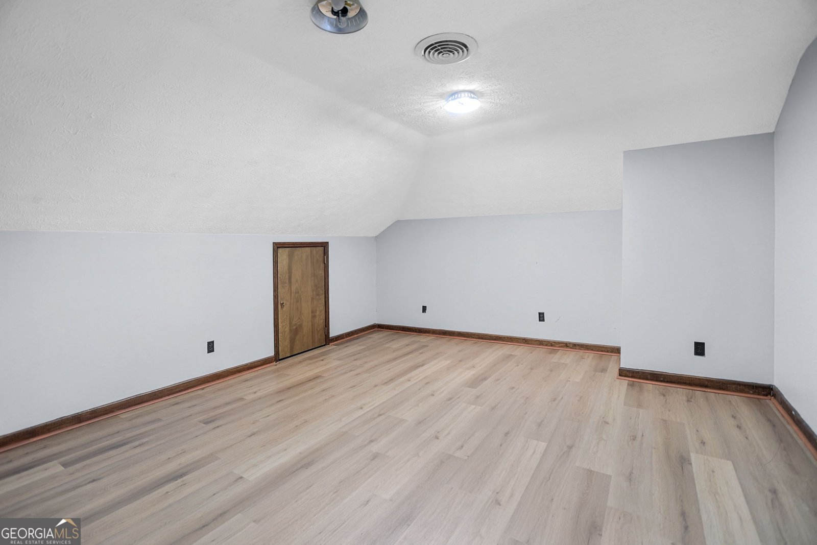 17834 Main Street Woodbury - Photo 18