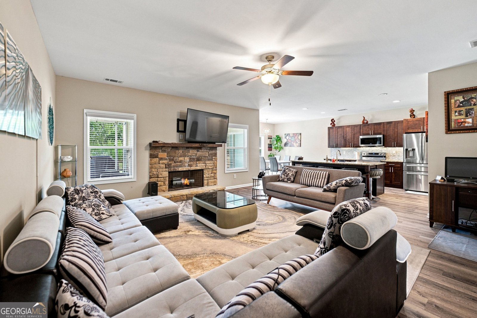 Photo 4