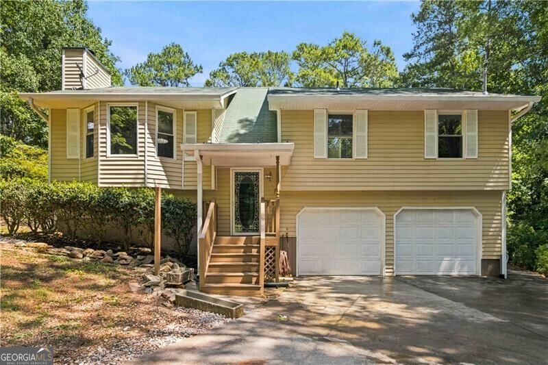 4086 Chapel Hill Road Douglasville - main photo