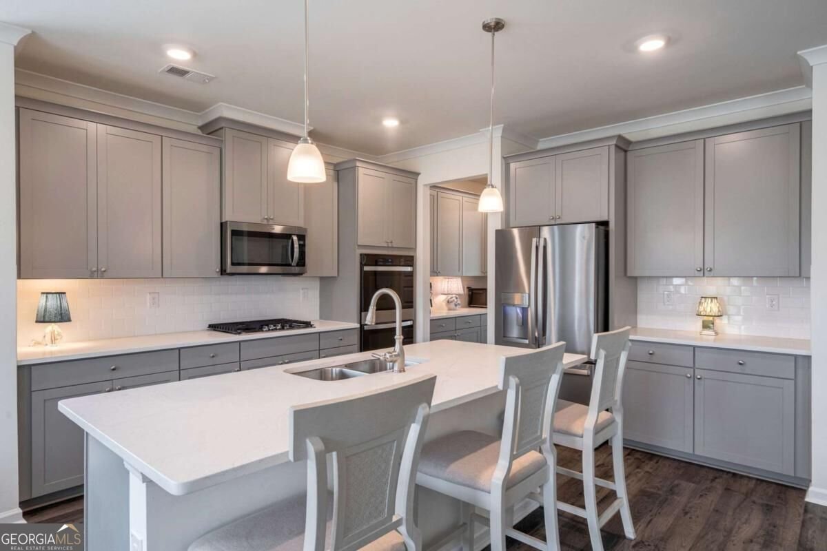 2062 Brookside Circle Statham - Photo 17