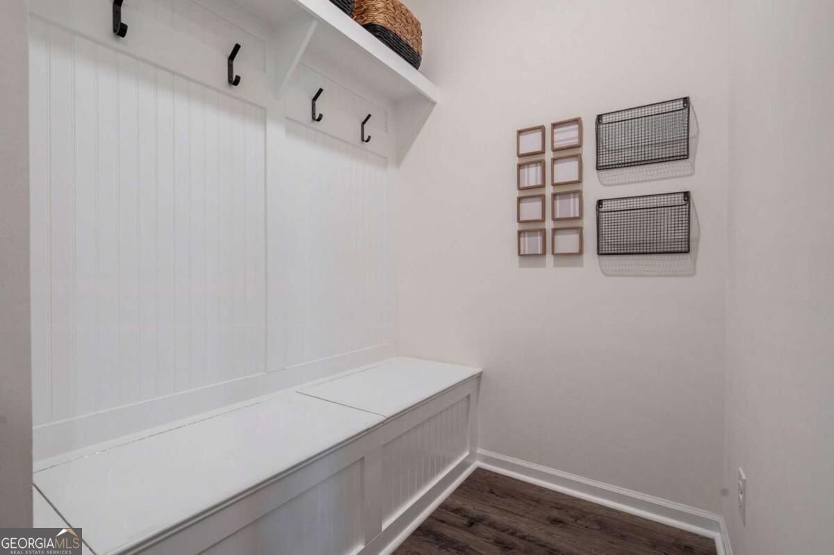 2062 Brookside Circle Statham - Photo 38