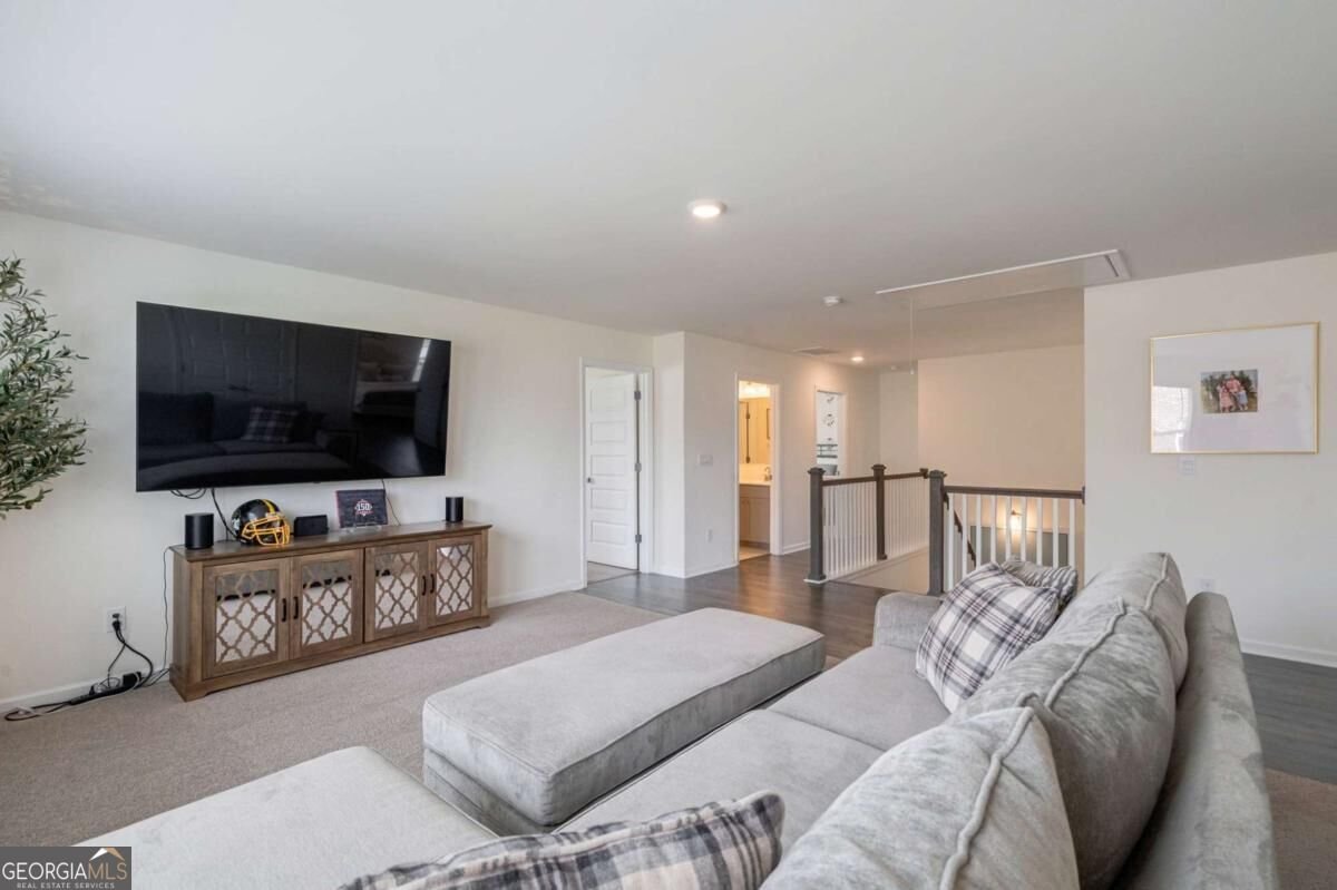 2062 Brookside Circle Statham - Photo 43