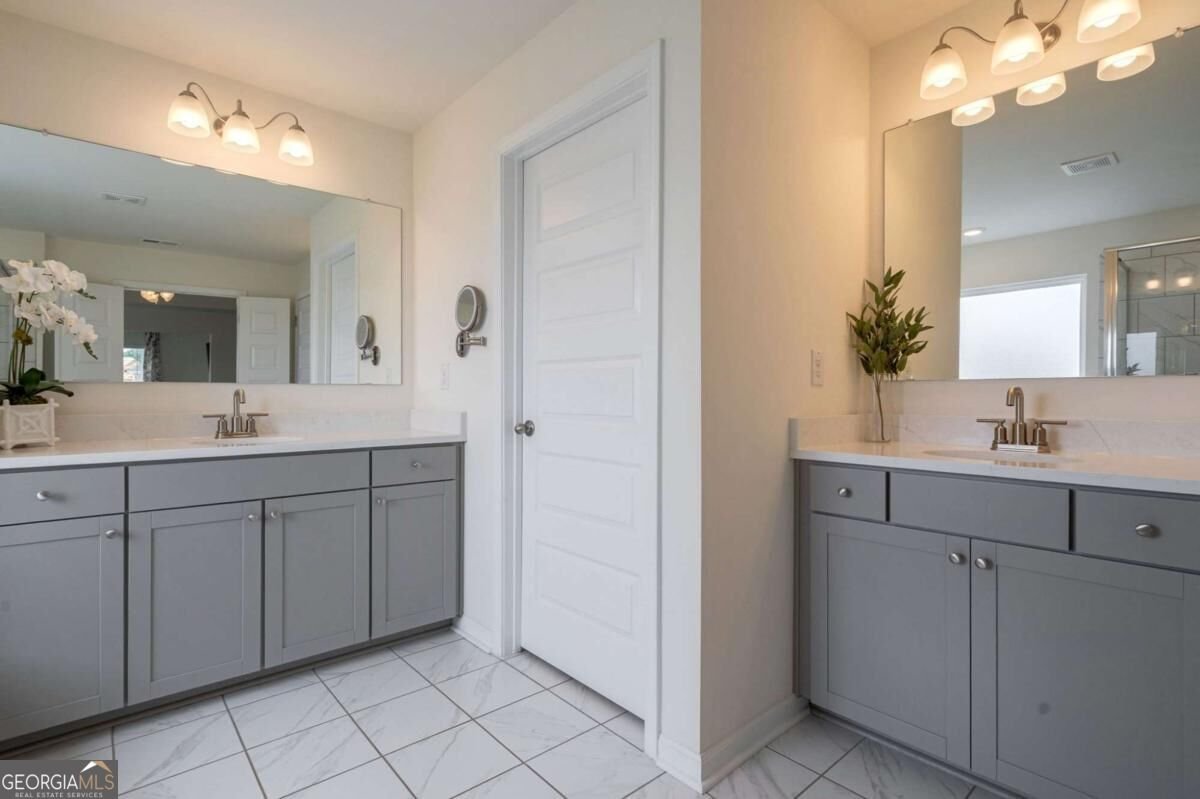 2062 Brookside Circle Statham - Photo 51