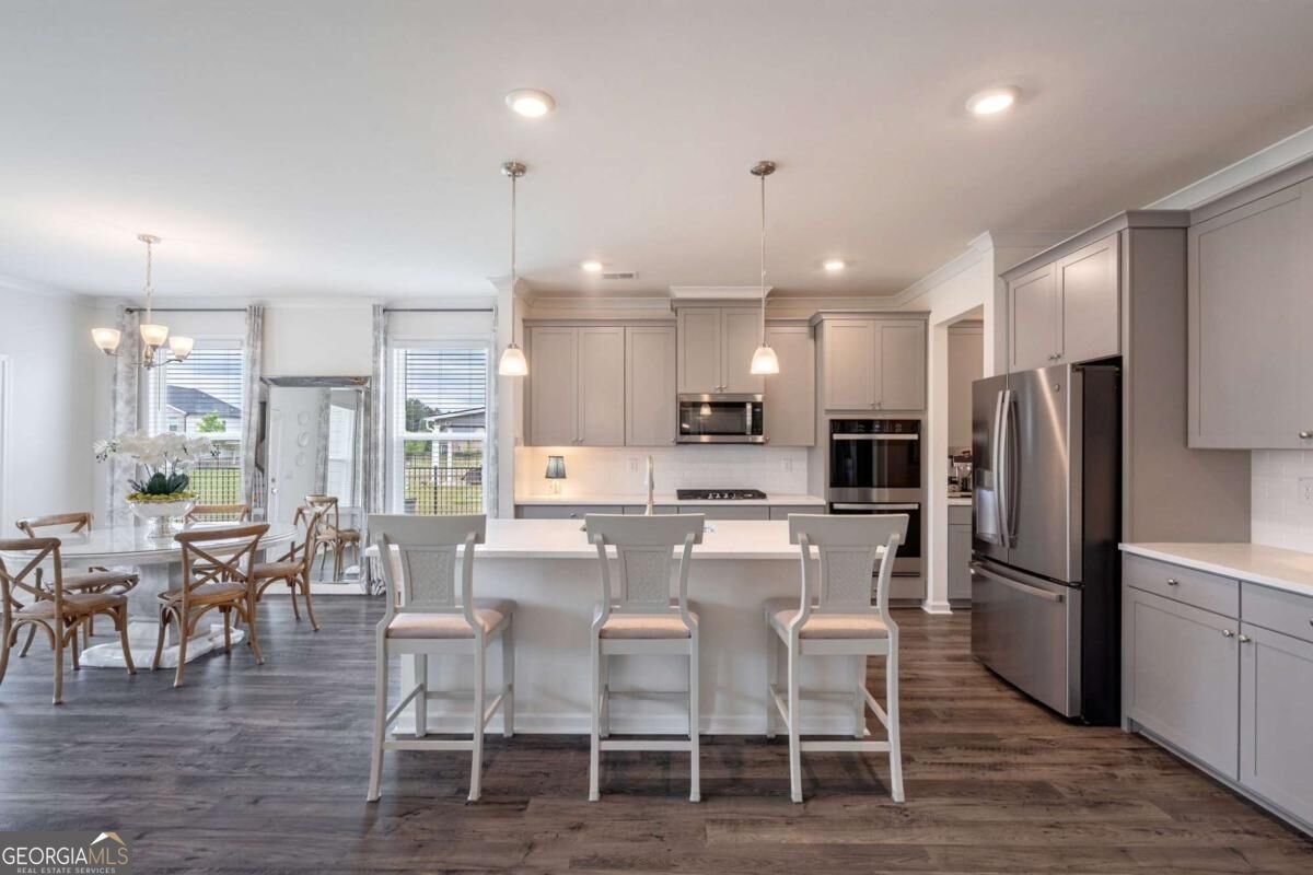 2062 Brookside Circle Statham - Photo 6