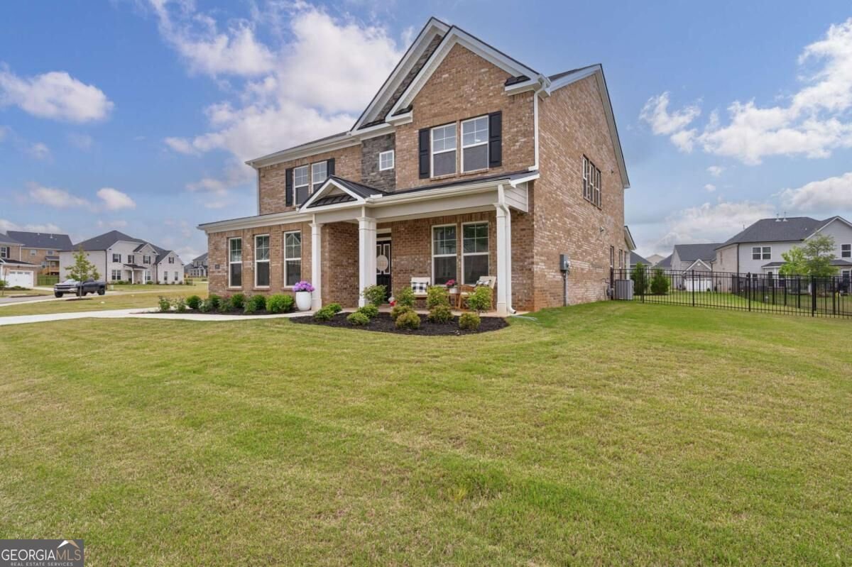 2062 Brookside Circle Statham - Photo 65