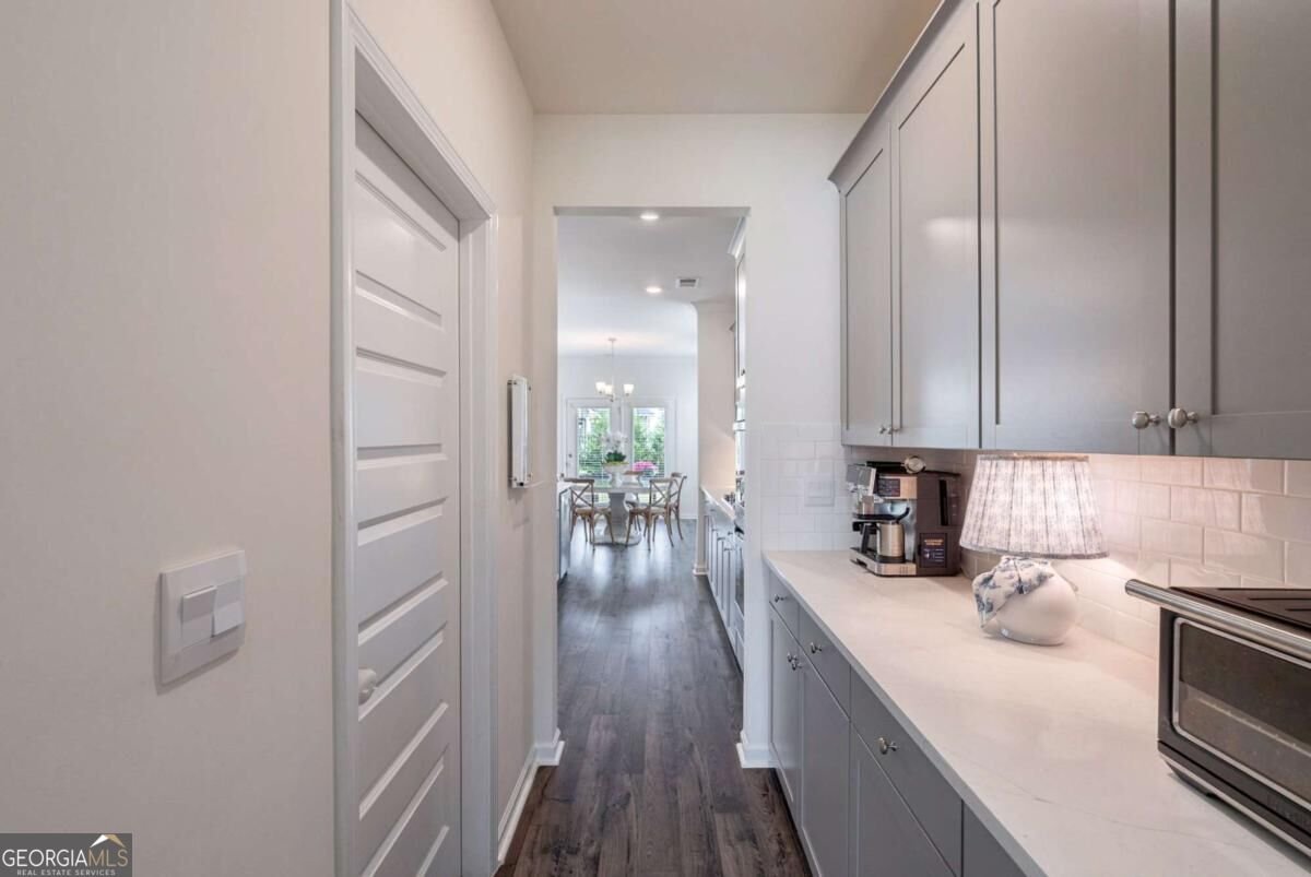 2062 Brookside Circle Statham - Photo 7