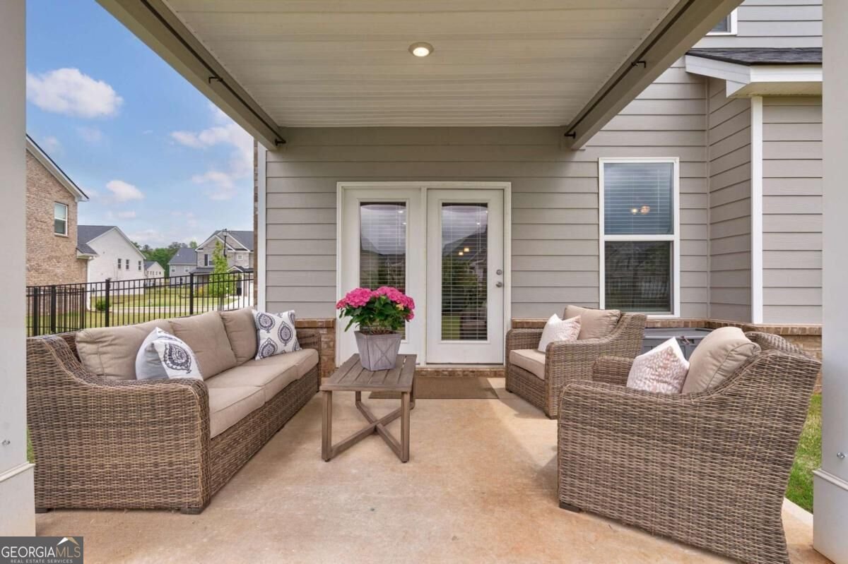 2062 Brookside Circle Statham - Photo 70